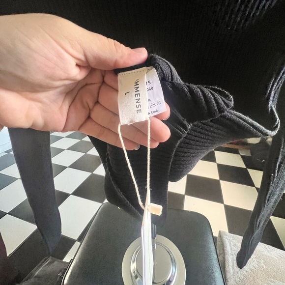 Brand new with tags commense sweater - Picture 5 of 7